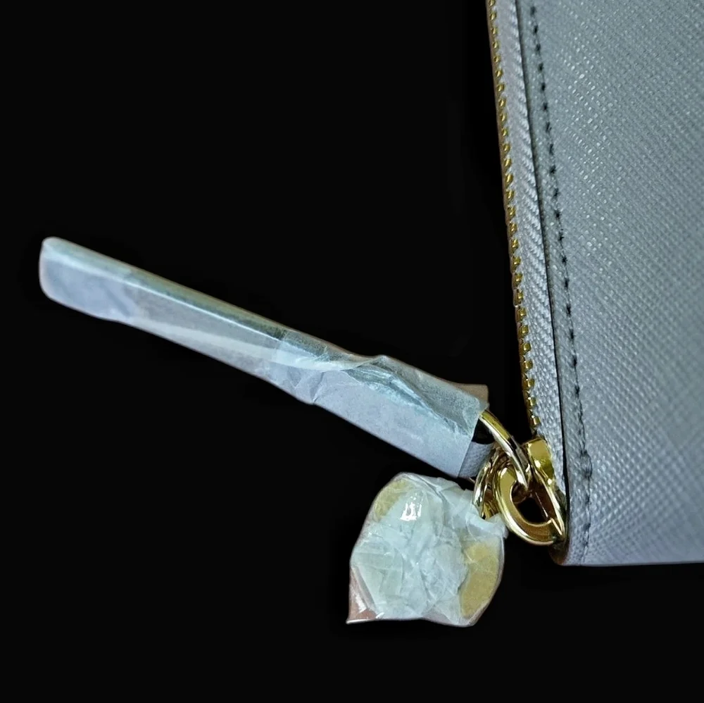 Adorable Kate Spade Hop to It Rabbit Neda wallet.NWT. - Picture 8 of 11